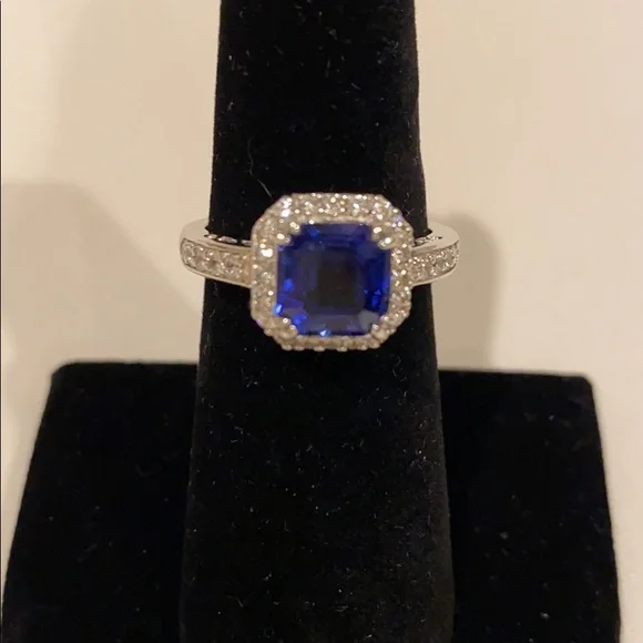 Blue Sapphire CZ Ring - Picture 5 of 7
